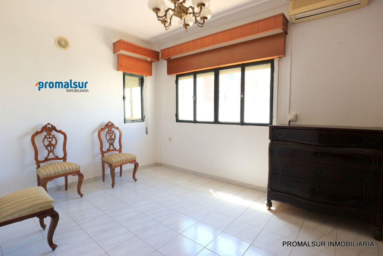 House for Sale in Puente Genil