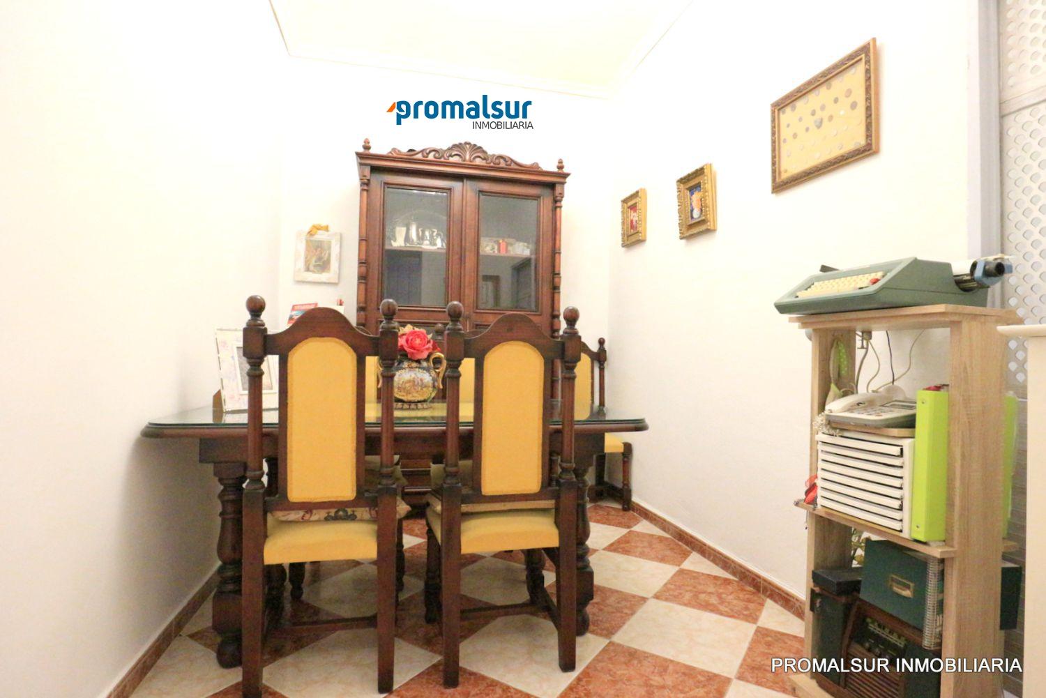 Flat for Sale in Puente Genil