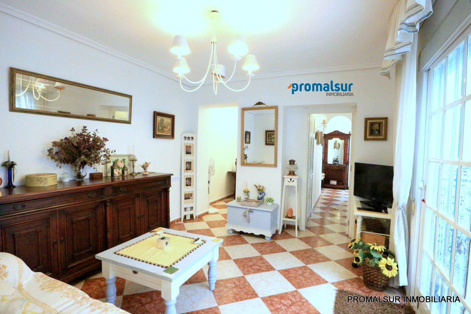 Flat for Sale in Puente Genil