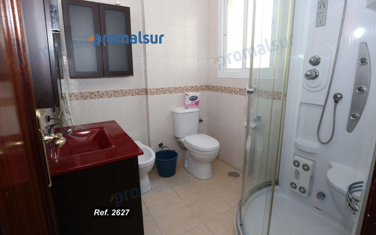 Flat for Sale in Puente Genil