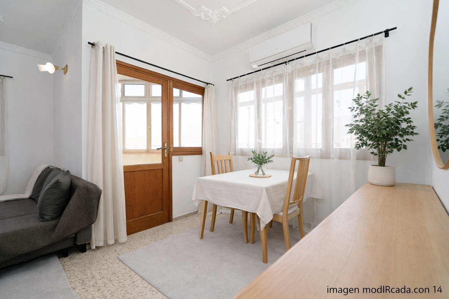 Flat for Sale in San Bartolomé de Tirajana