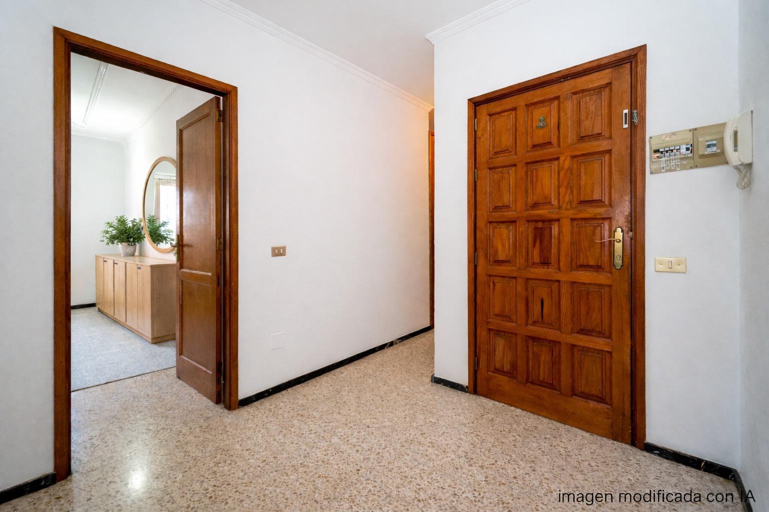 Flat for Sale in San Bartolomé de Tirajana