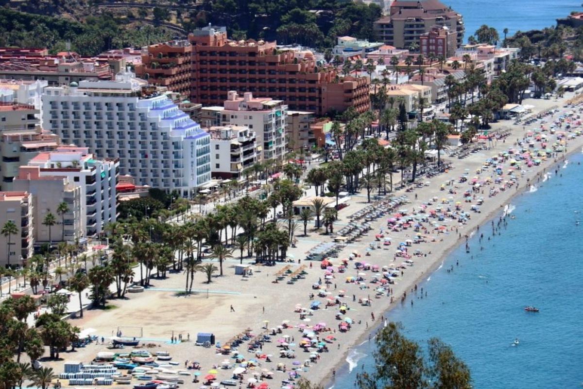 Apartment for Sale in Almuñécar