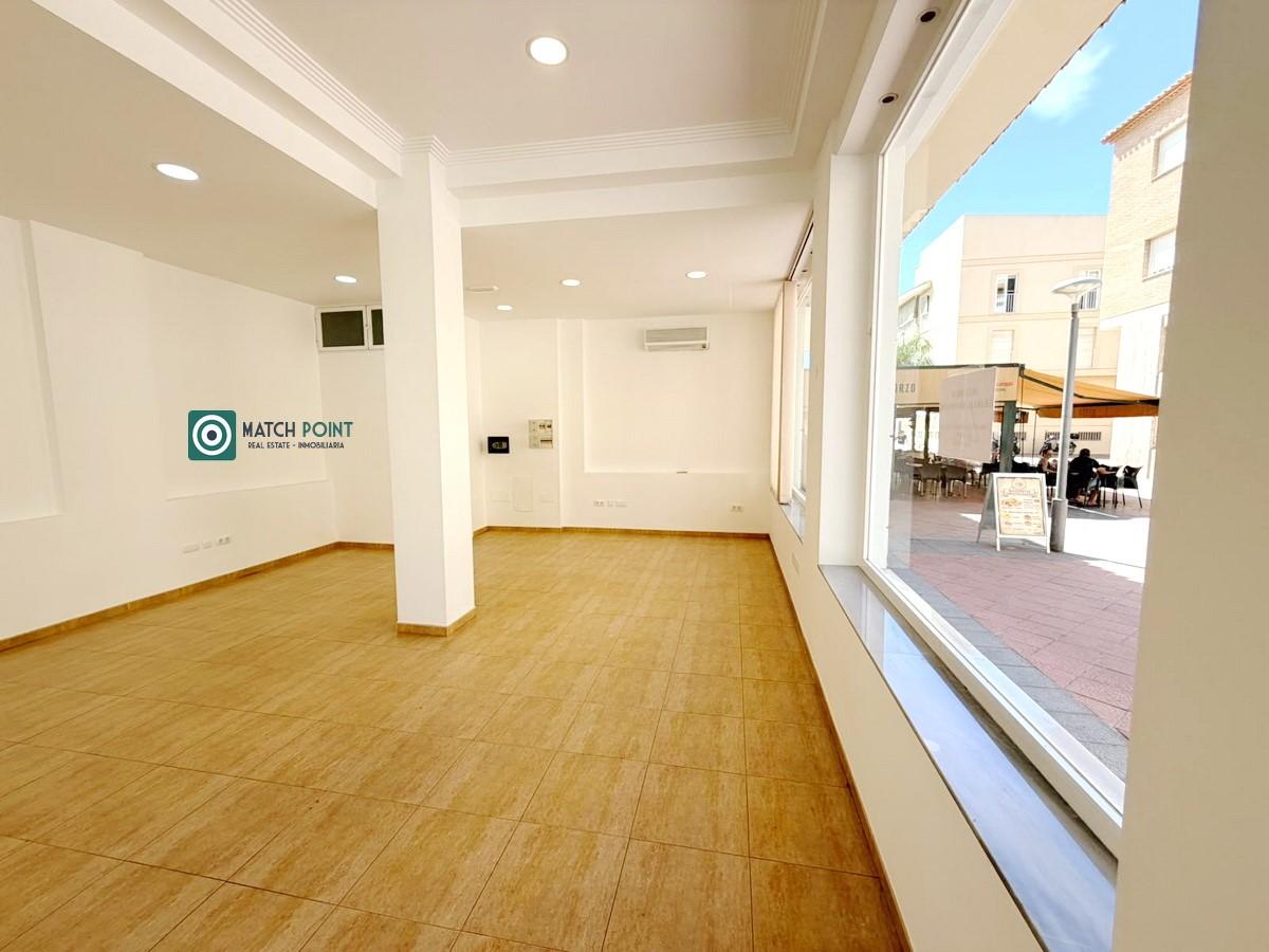 Premise for Rent in Almuñécar