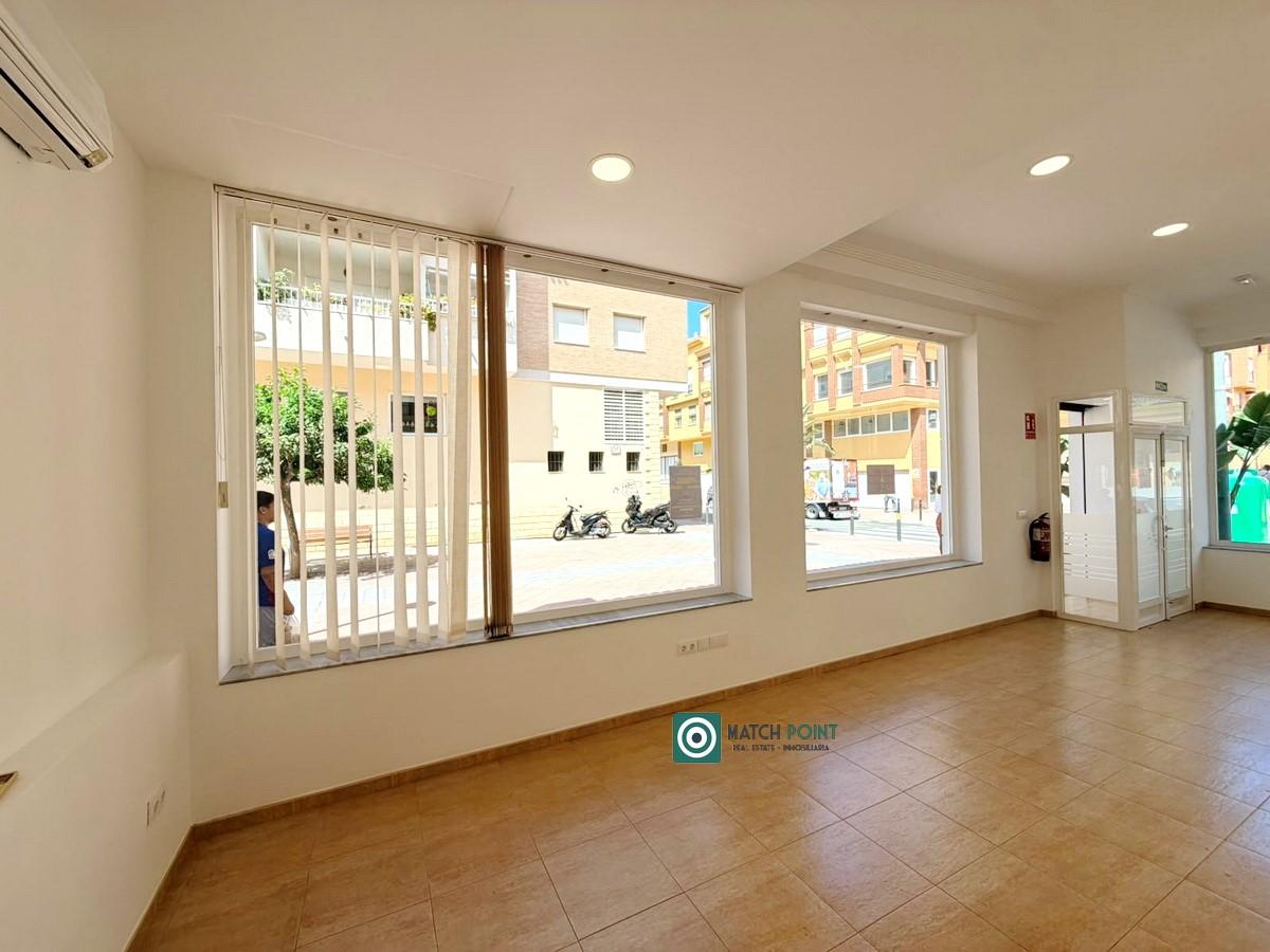 Premise for Rent in Almuñécar