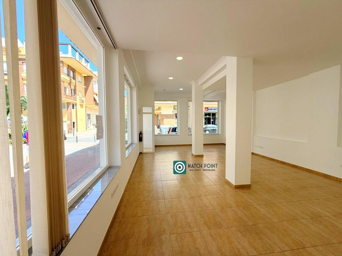Premise for Rent in Almuñécar