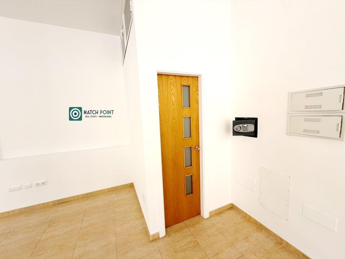 Premise for Rent in Almuñécar