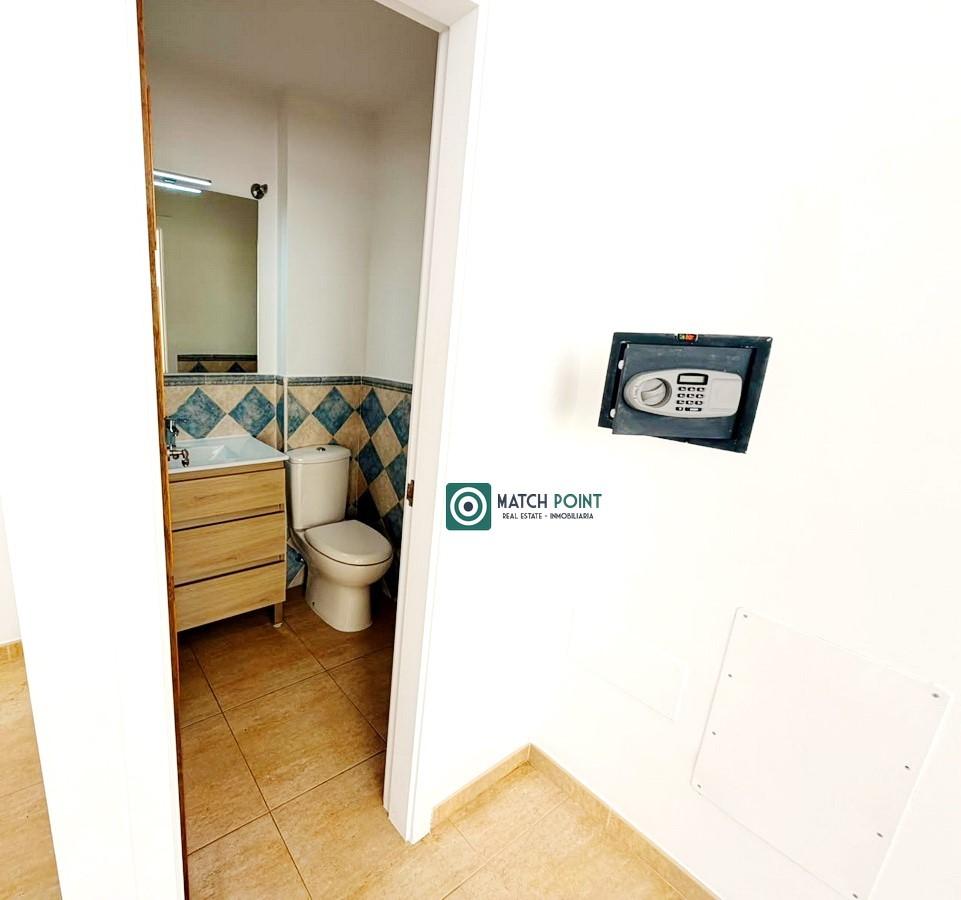 Premise for Rent in Almuñécar