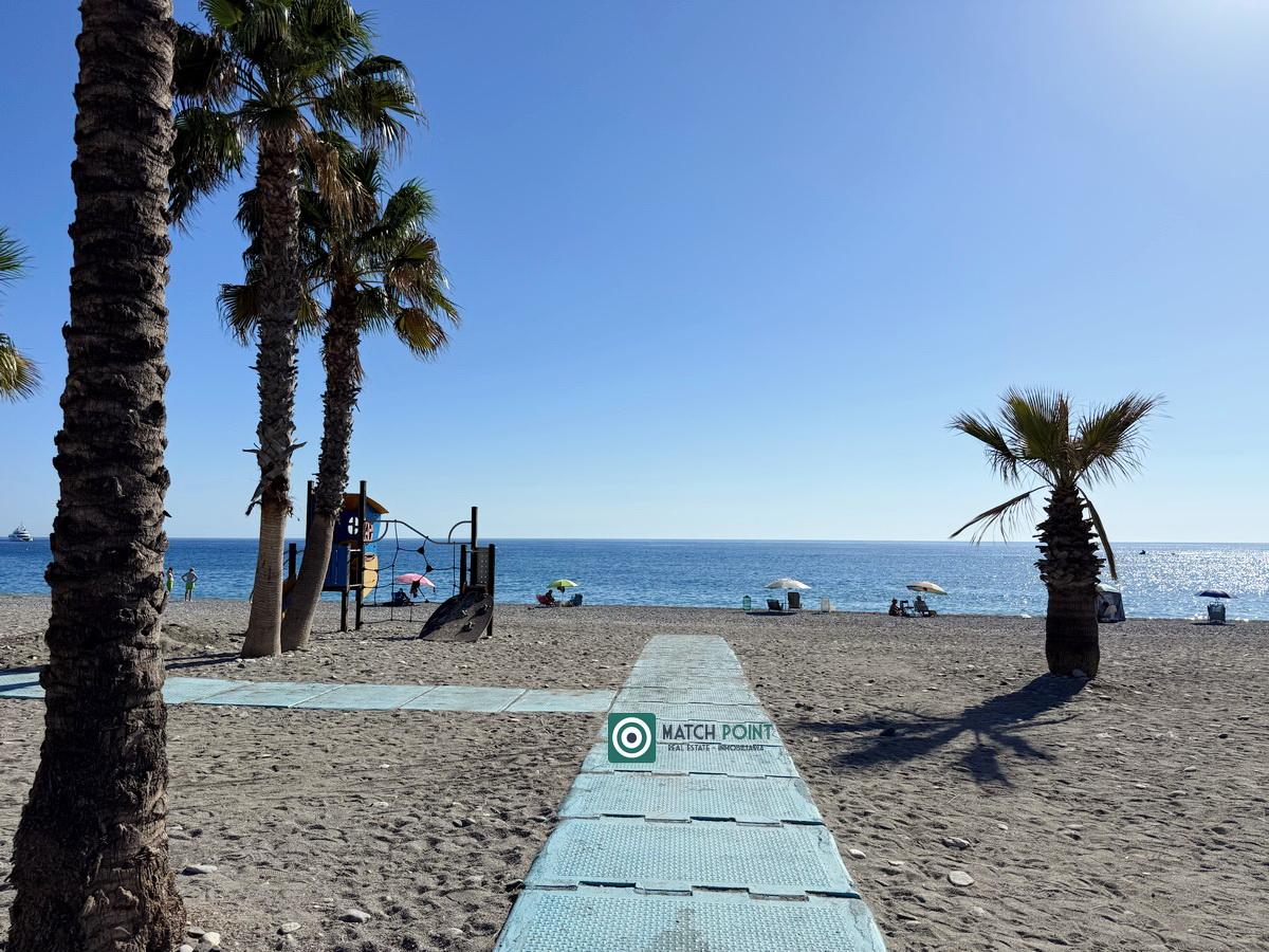 Semi-detached House for Sale in Almuñécar