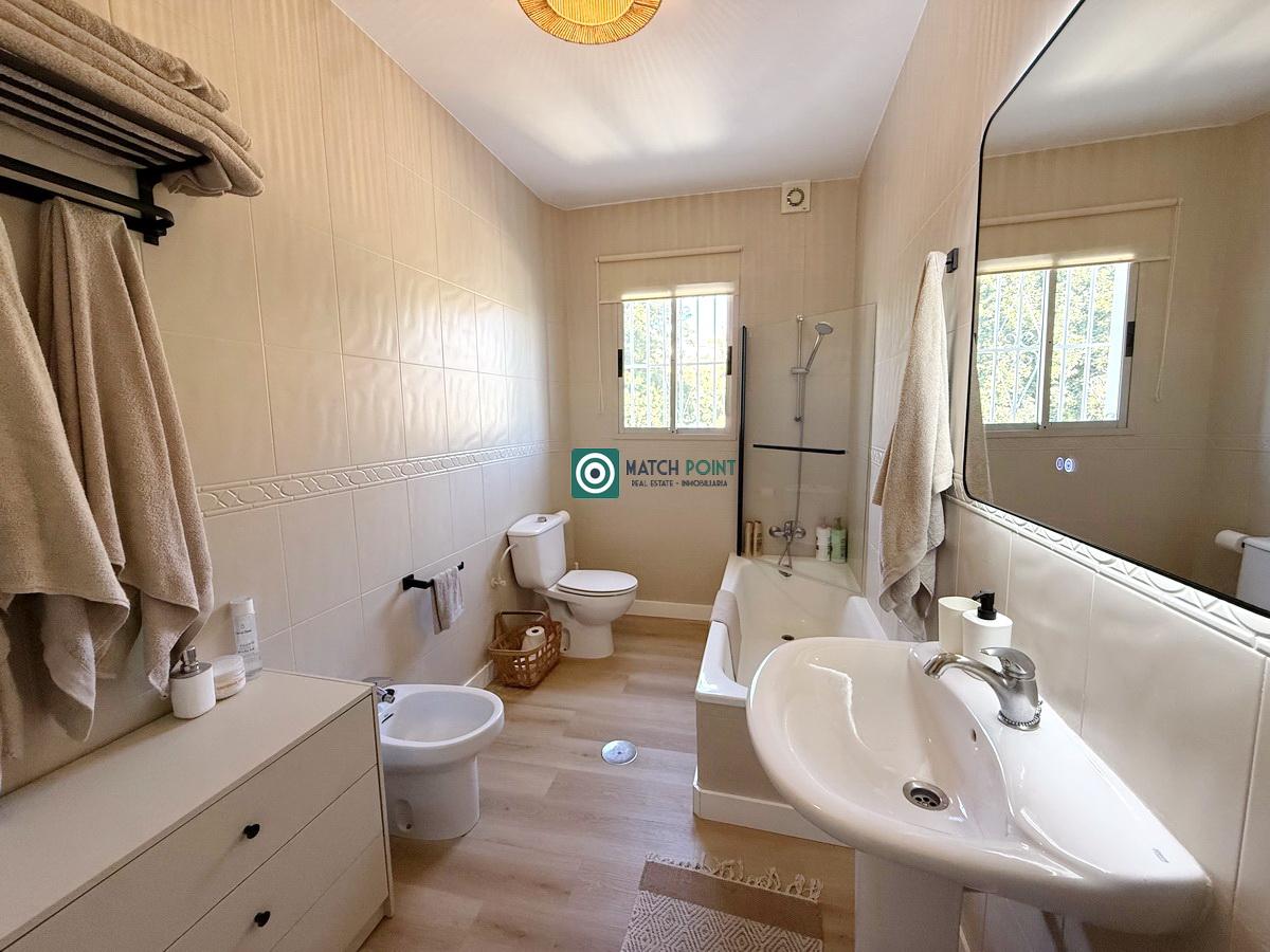 Semi-detached House for Sale in Almuñécar