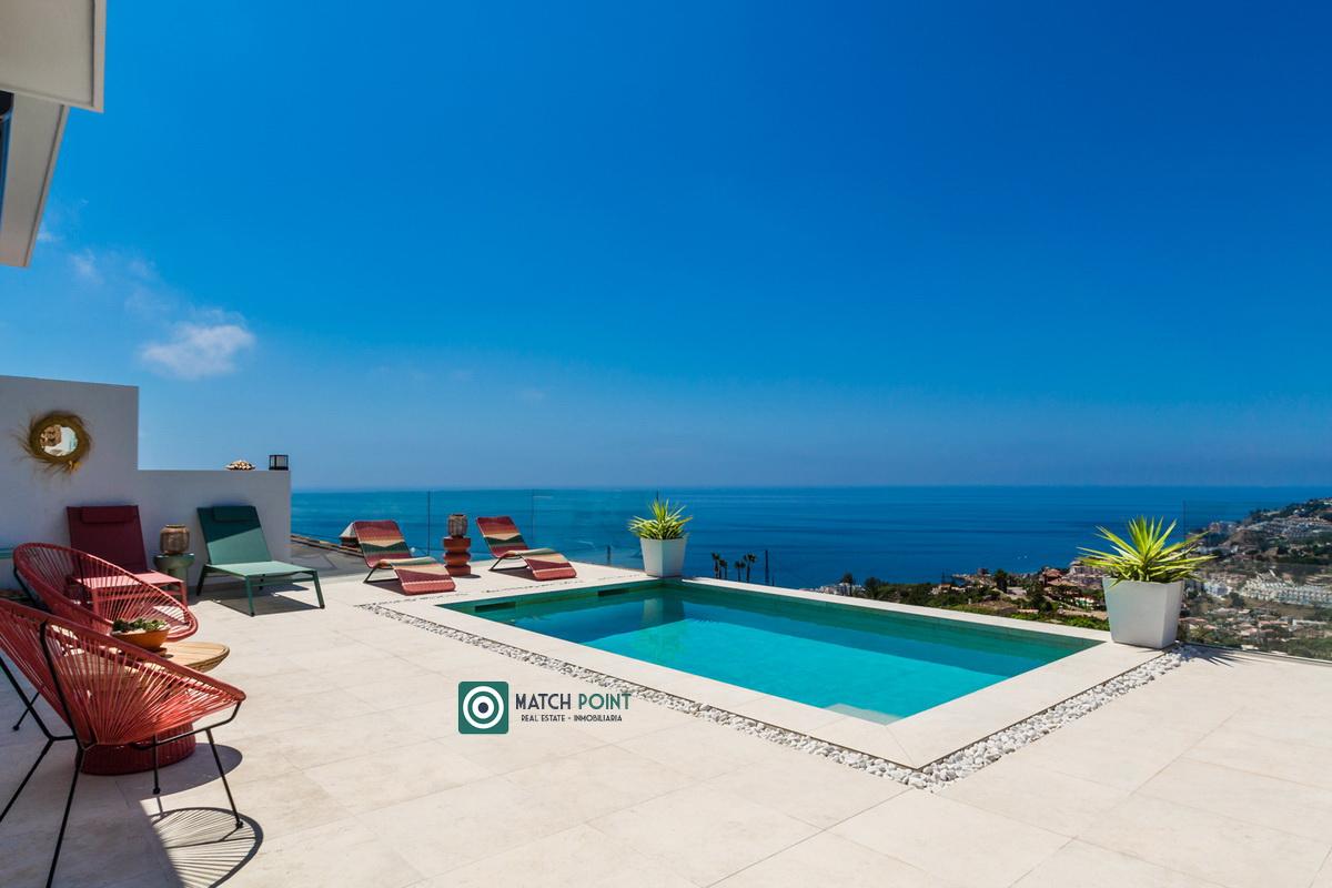 Villa for Rent in Almuñécar
