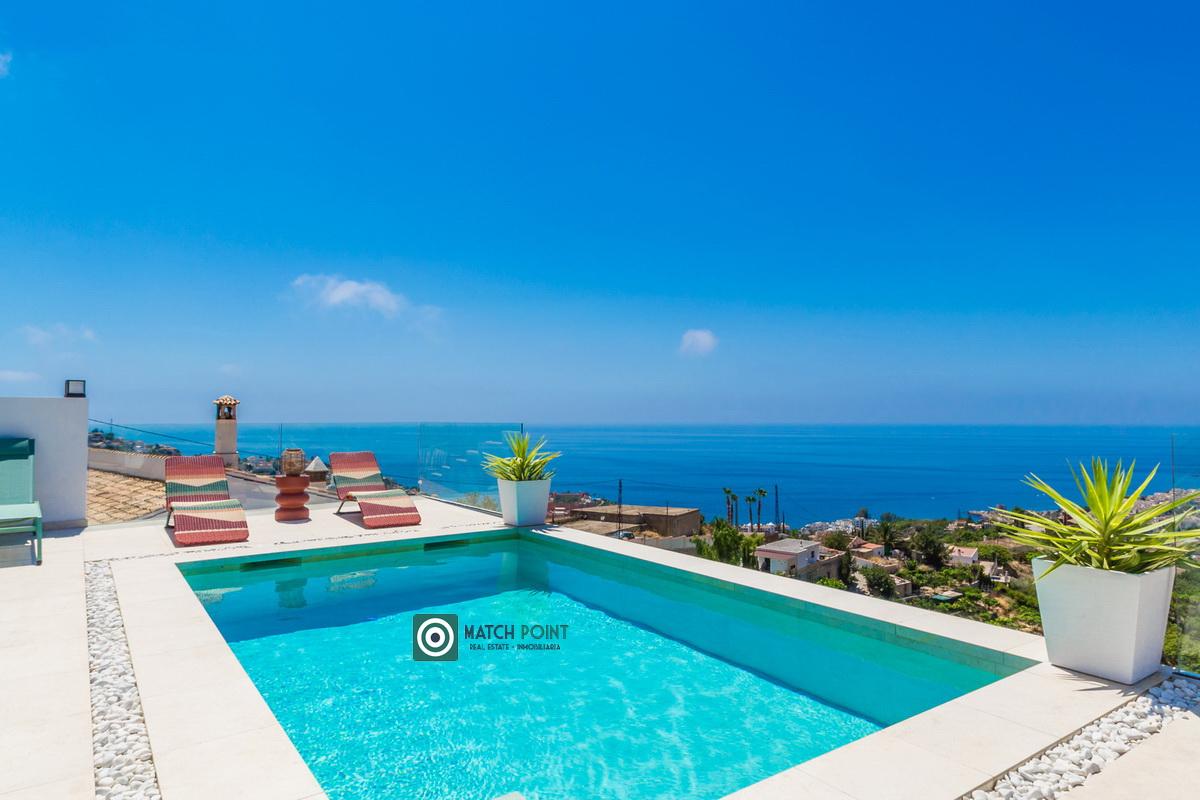 Villa for Rent in Almuñécar
