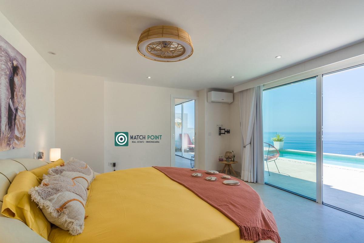 Villa for Rent in Almuñécar