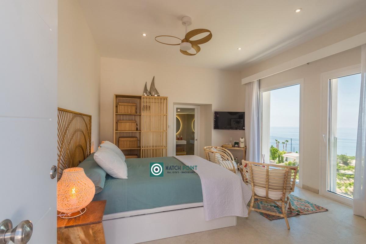 Villa for Rent in Almuñécar
