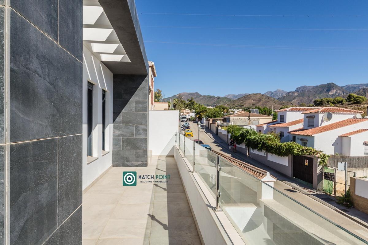 Semi-detached House for Sale in Nerja