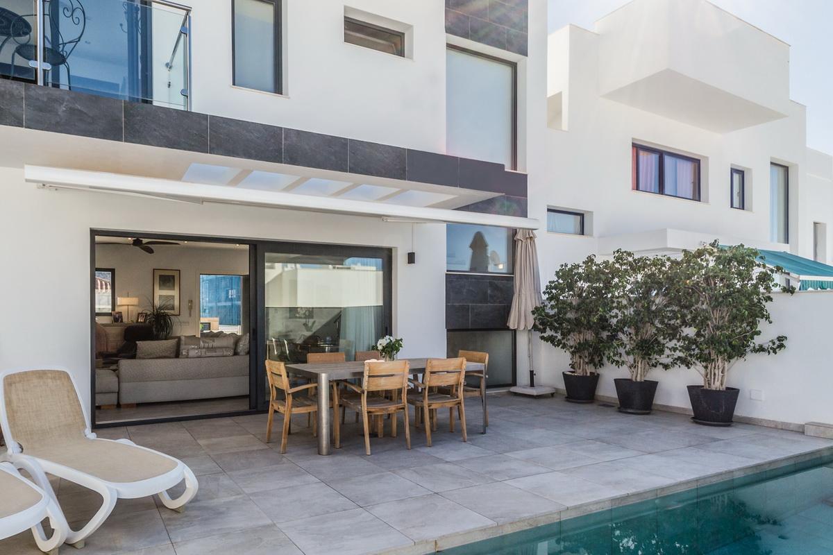 Semi-detached House for Sale in Nerja