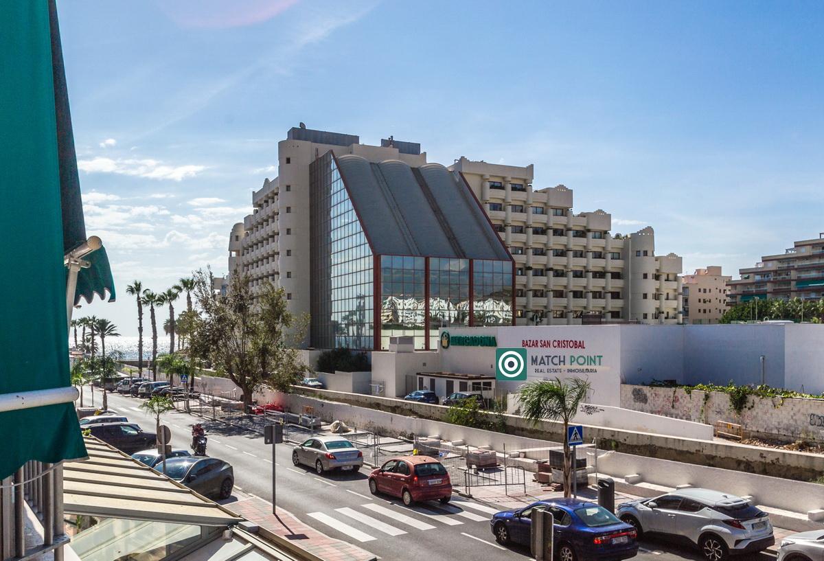 Flat for Sale in Almuñécar