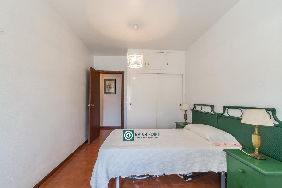 Flat for Sale in Almuñécar