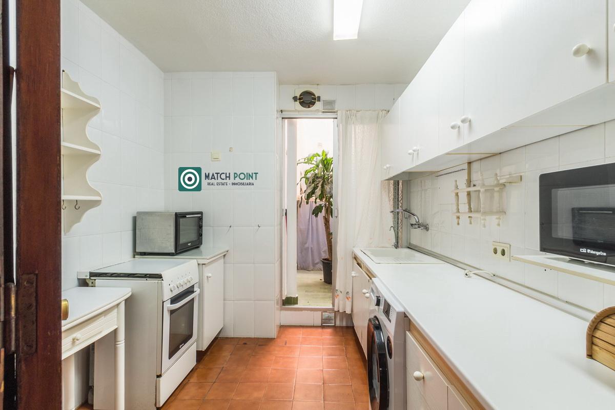 Flat for Sale in Almuñécar