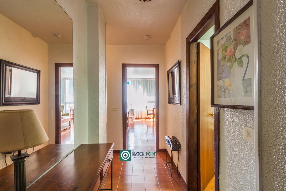Flat for Sale in Almuñécar