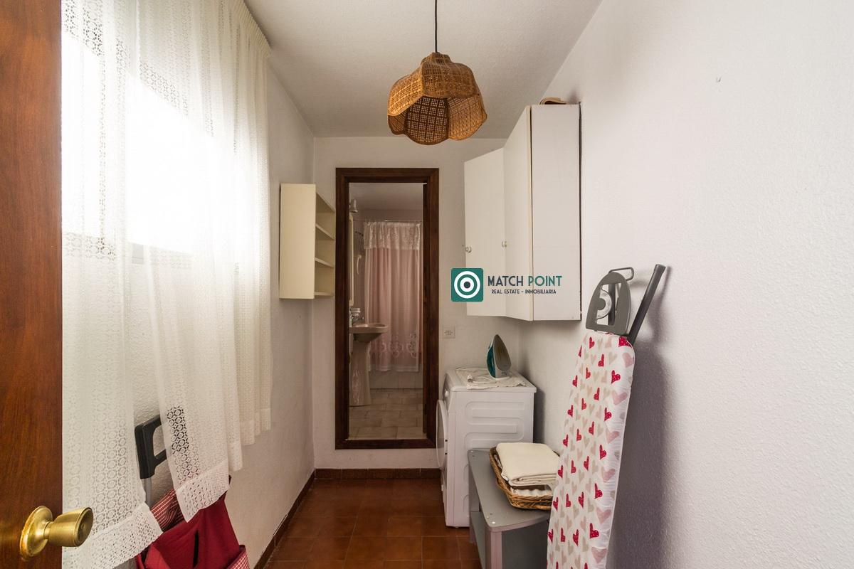 Flat for Sale in Almuñécar