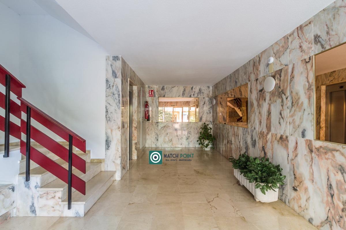 Flat for Sale in Almuñécar