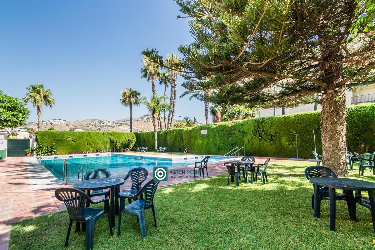 Flat for Sale in Almuñécar