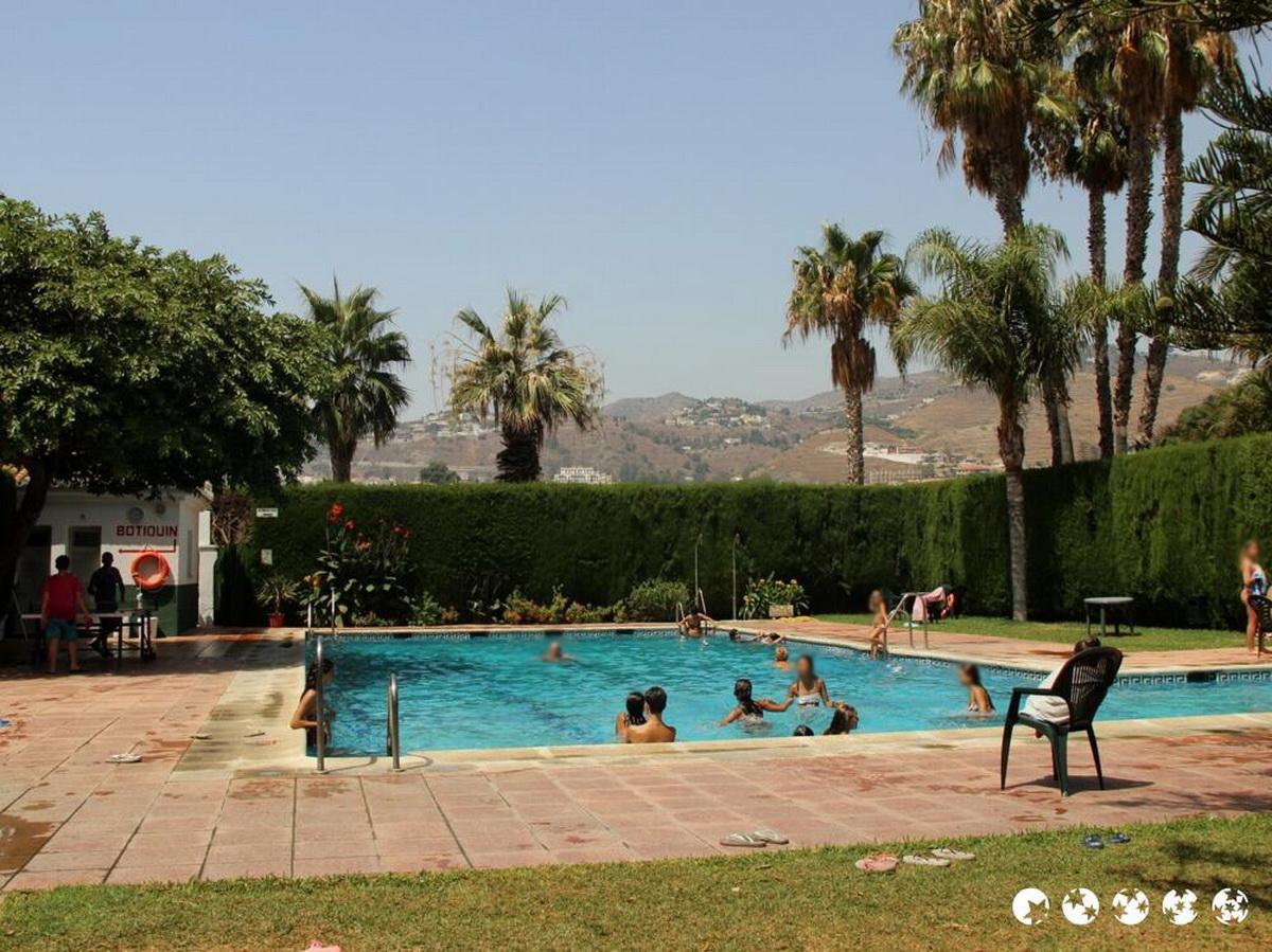 Flat for Sale in Almuñécar