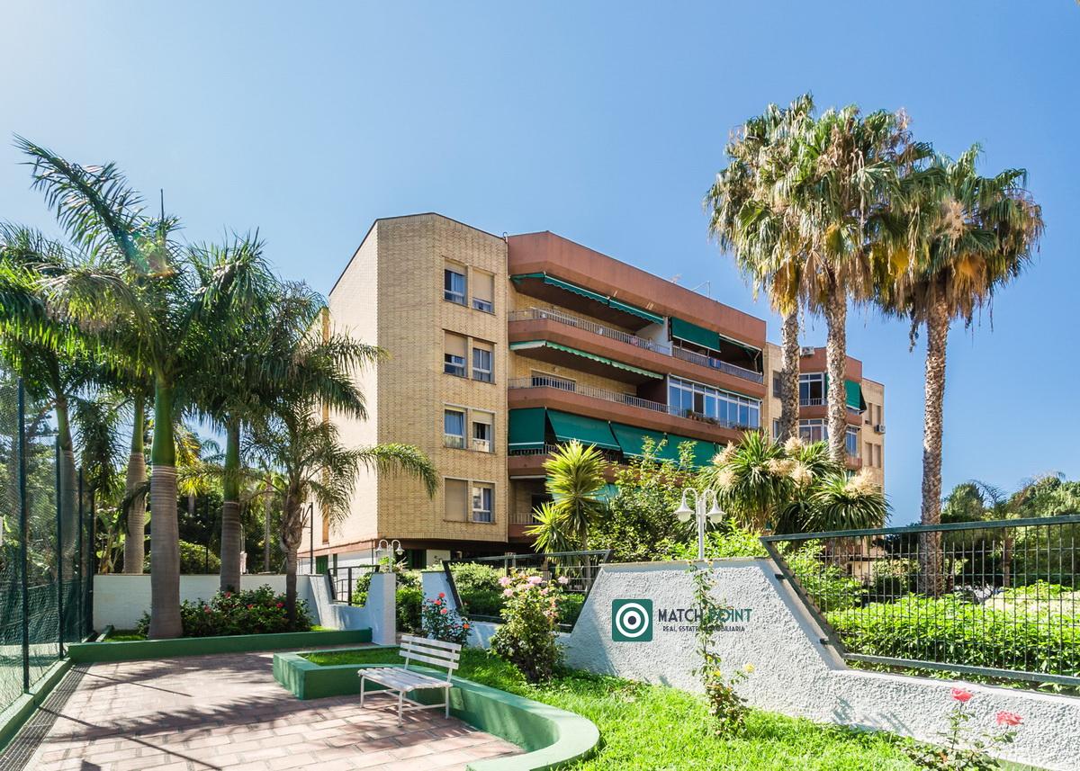 Flat for Sale in Almuñécar