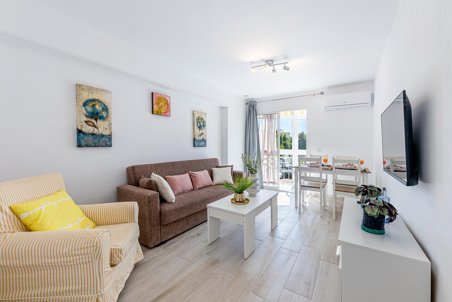 Flat for Rent in Benalmádena