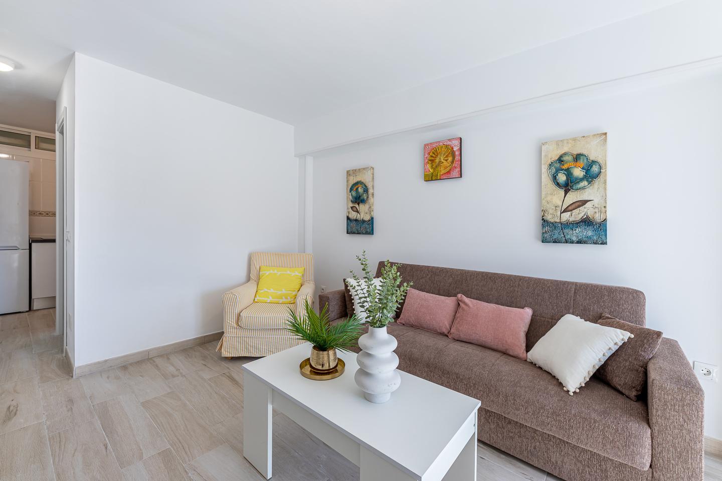 Flat for Rent in Benalmádena