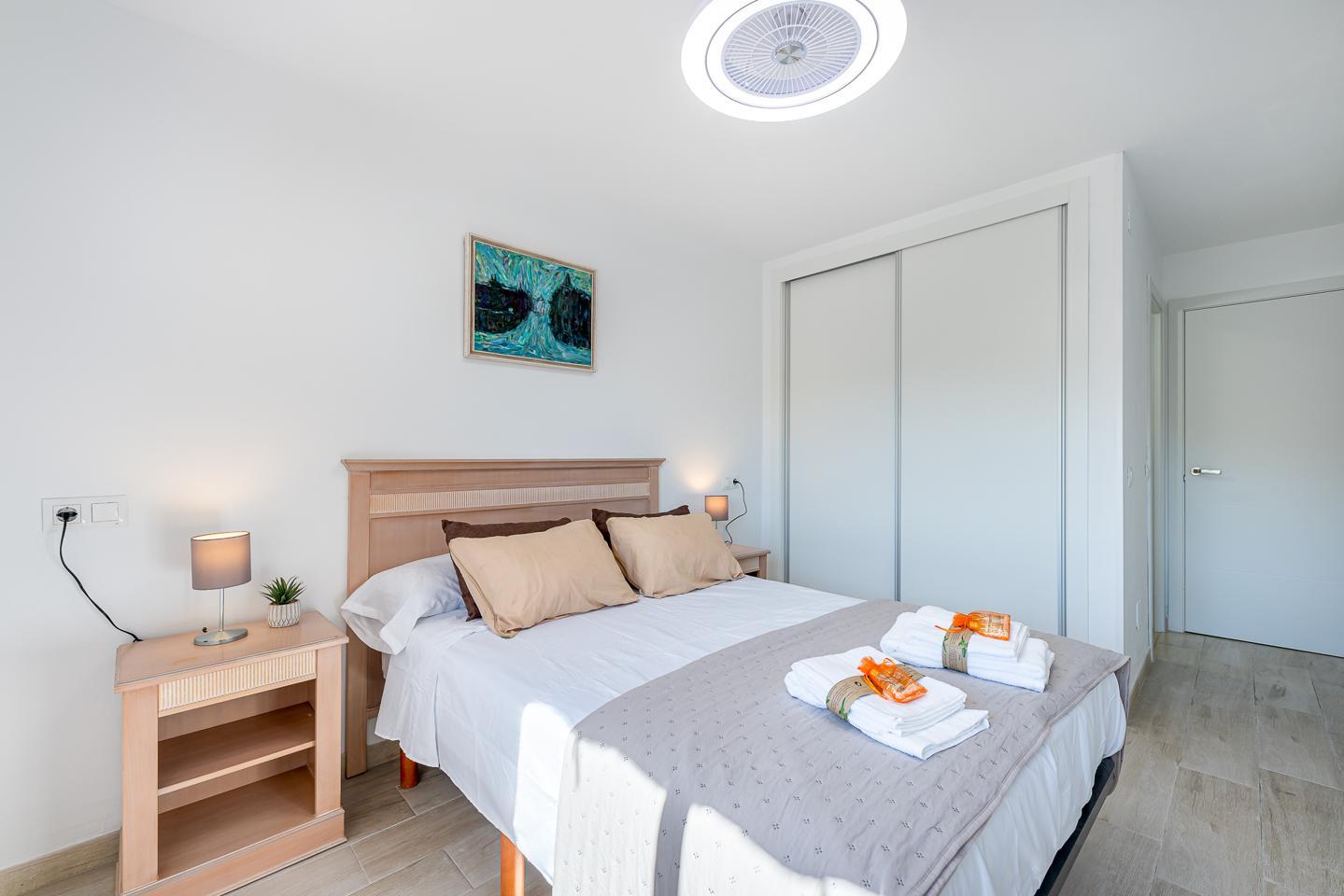 Flat for Rent in Benalmádena