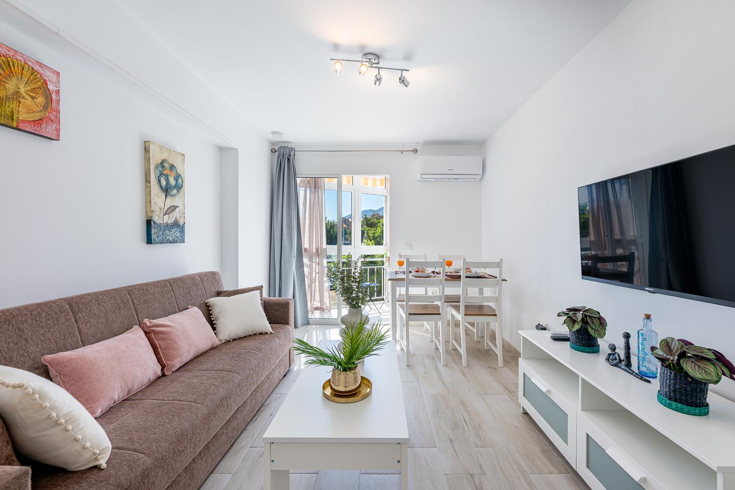Flat for Rent in Benalmádena