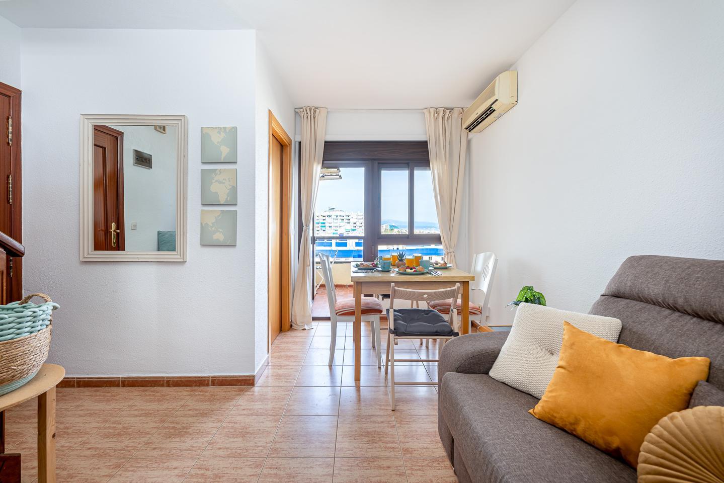 Flat for Rent in Benalmádena