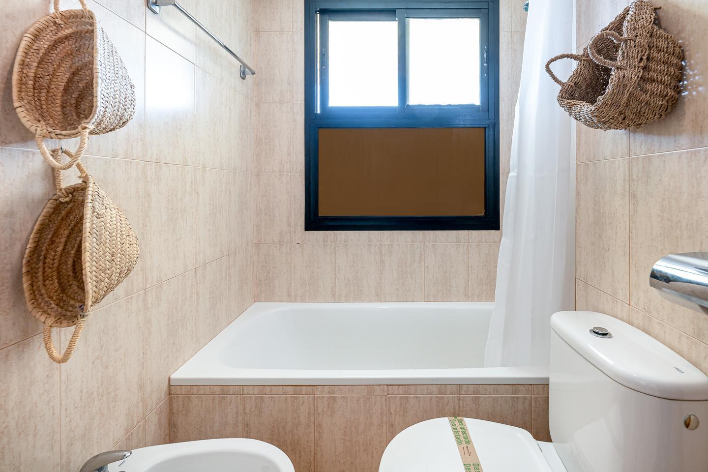 Flat for Rent in Benalmádena