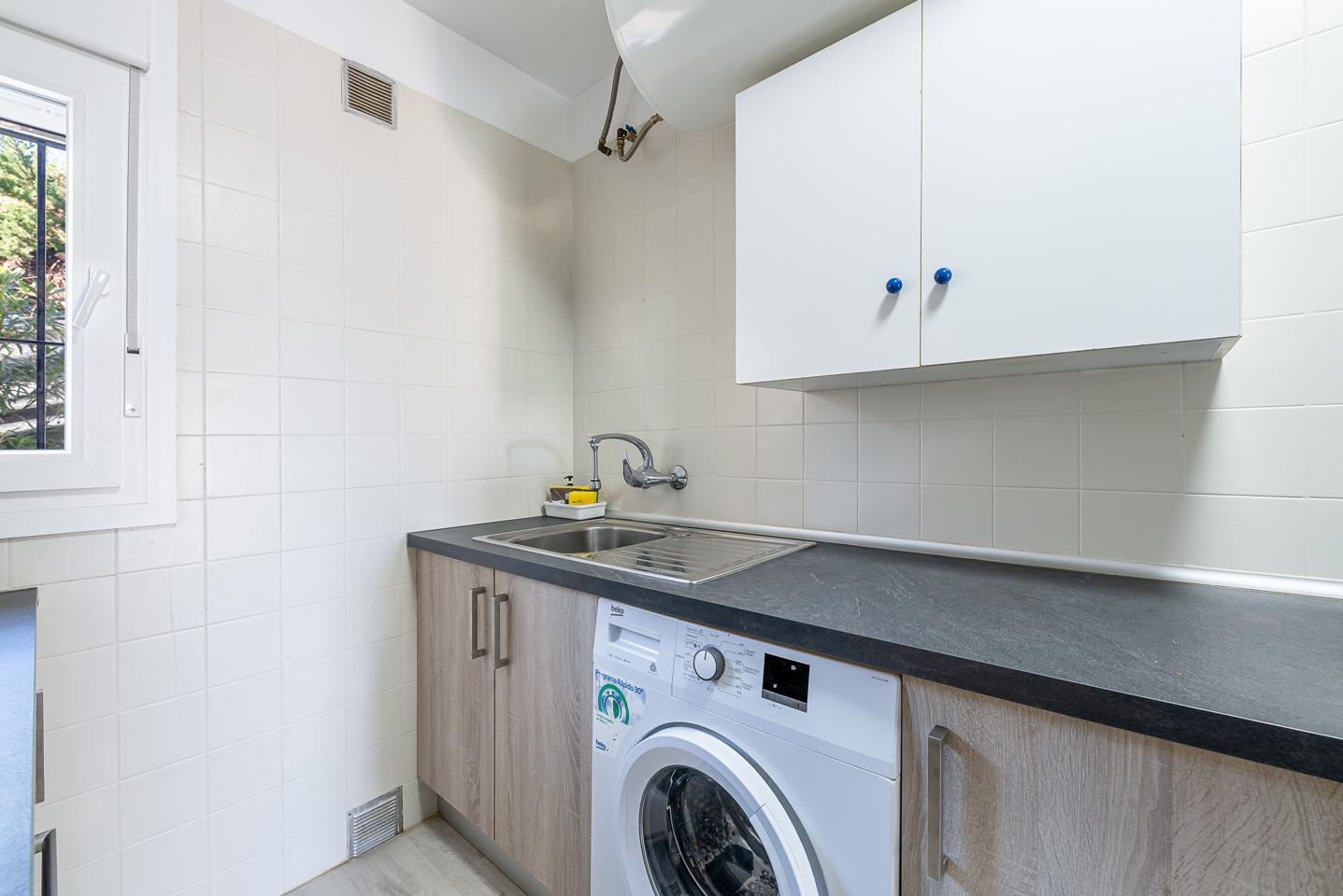 Flat for Rent in Benalmádena