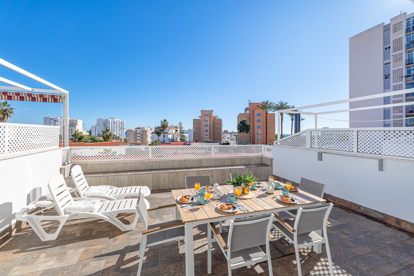 Flat for Rent in Benalmádena