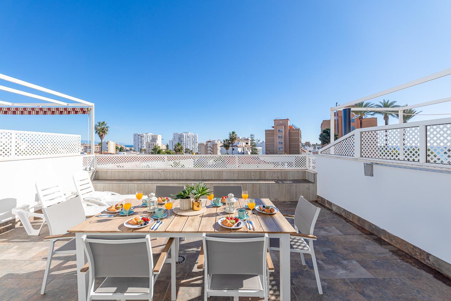 Flat for Rent in Benalmádena