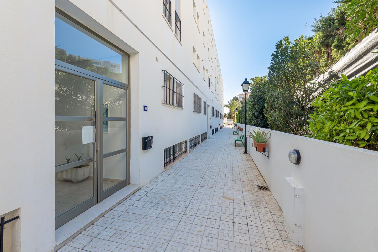 Flat for Rent in Benalmádena