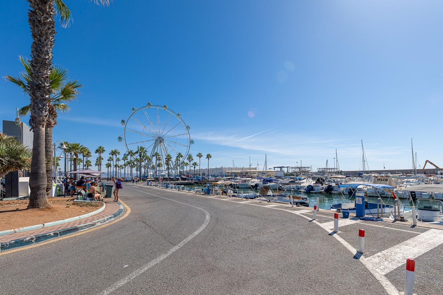 Flat for Rent in Benalmádena