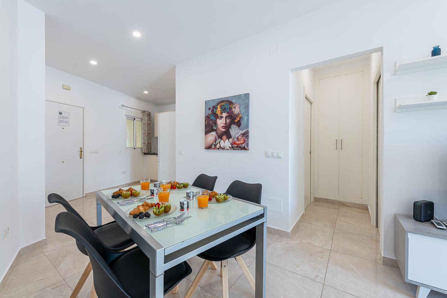 Flat for Rent in Benalmádena