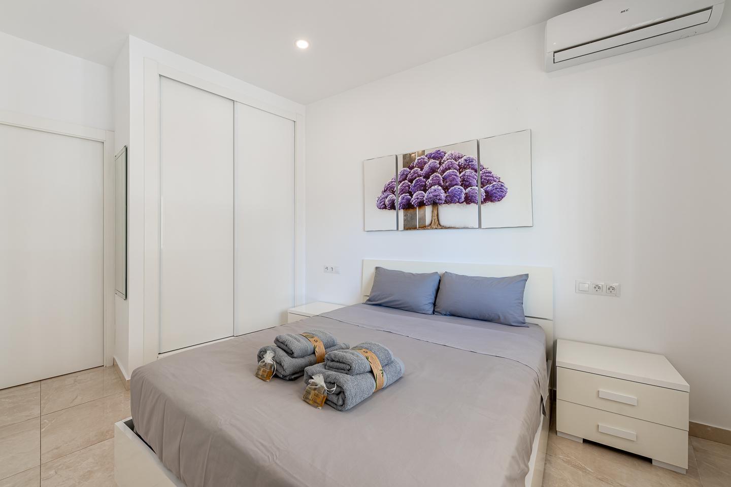 Flat for Rent in Benalmádena