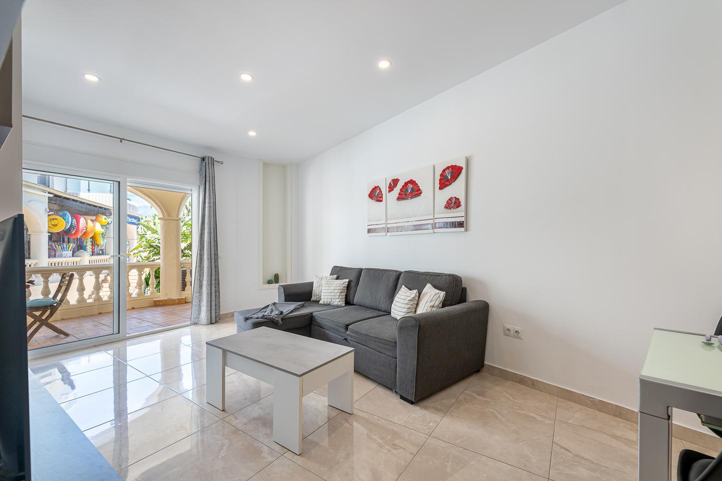 Flat for Rent in Benalmádena