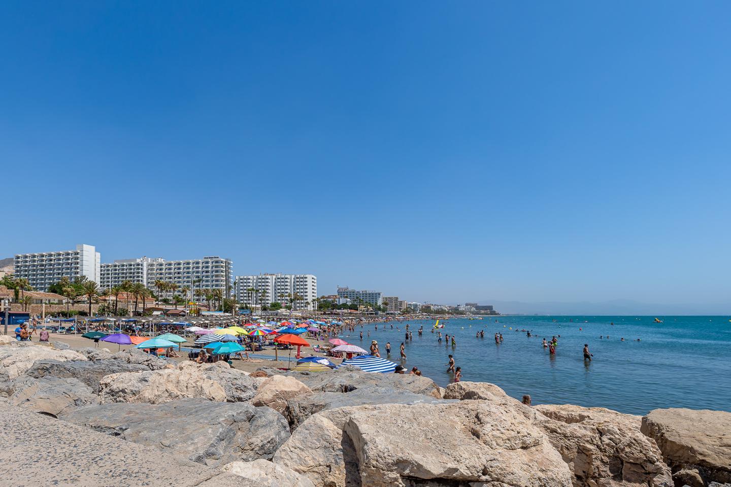 Flat for Rent in Benalmádena