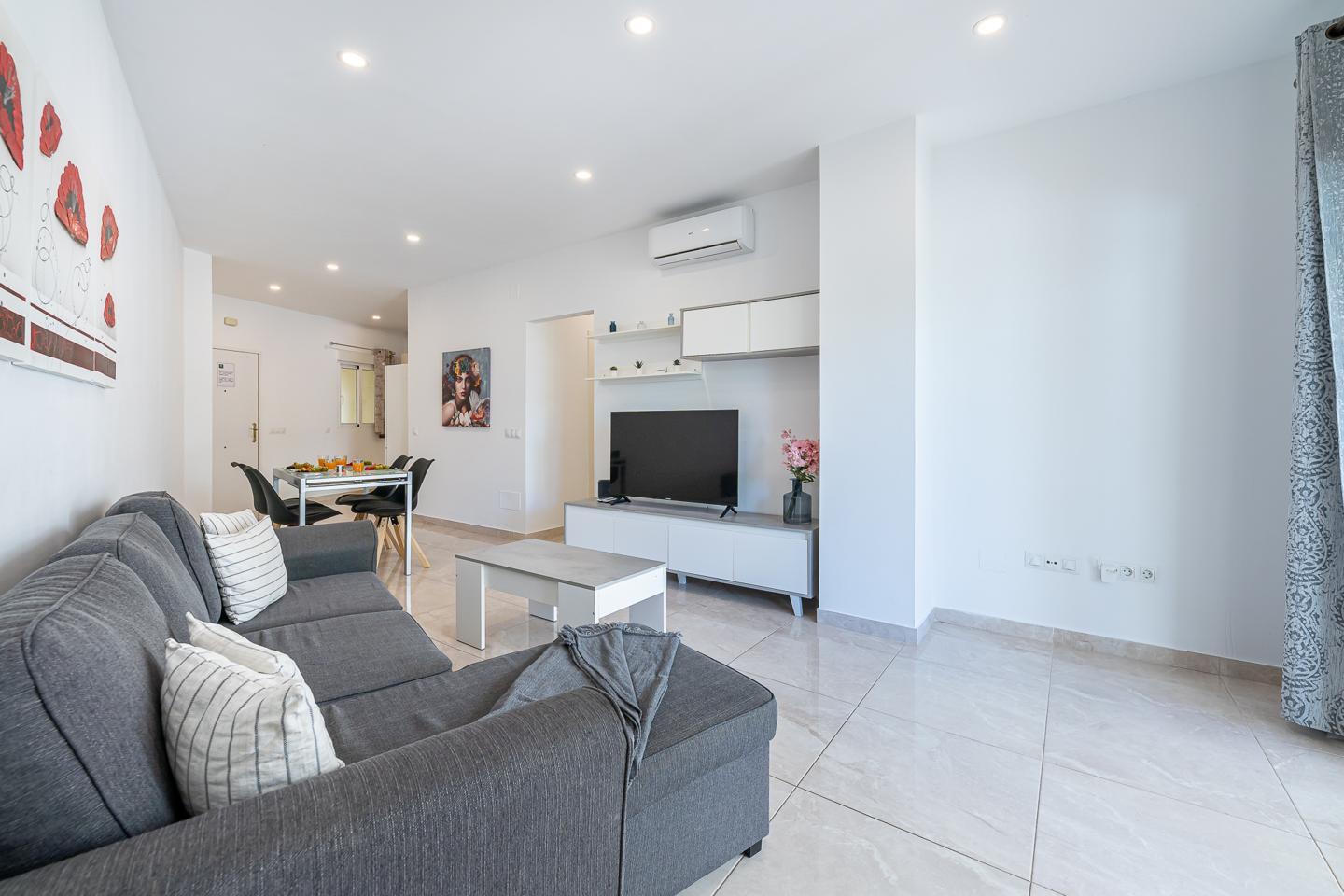 Flat for Rent in Benalmádena