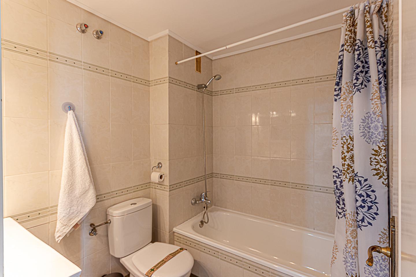 Flat for Rent in Benalmádena
