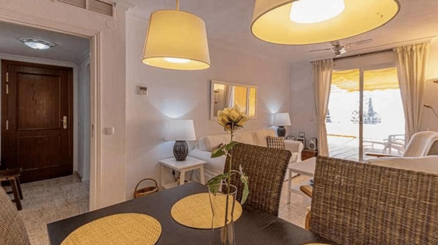 Flat for Rent in Benalmádena