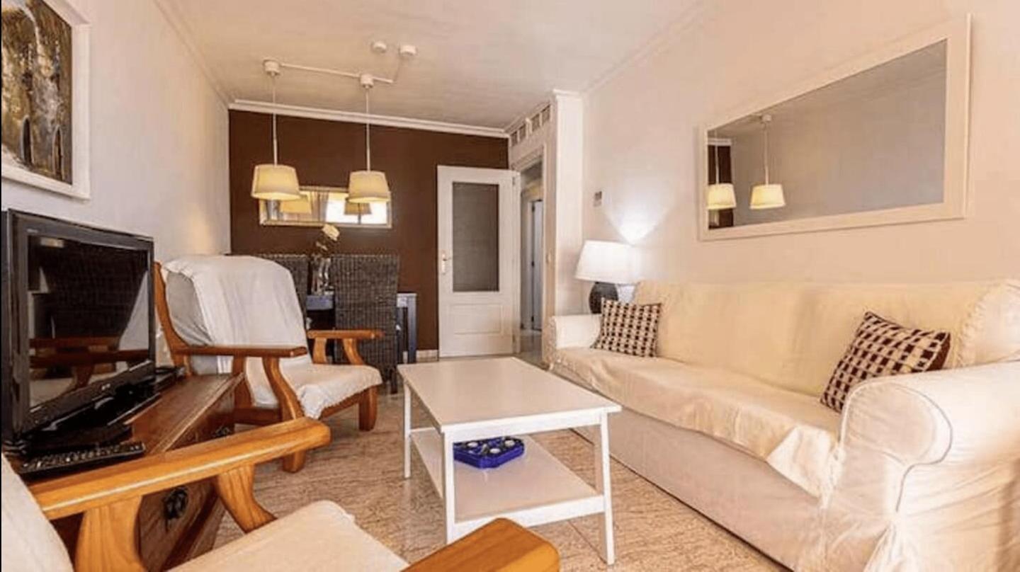 Flat for Rent in Benalmádena