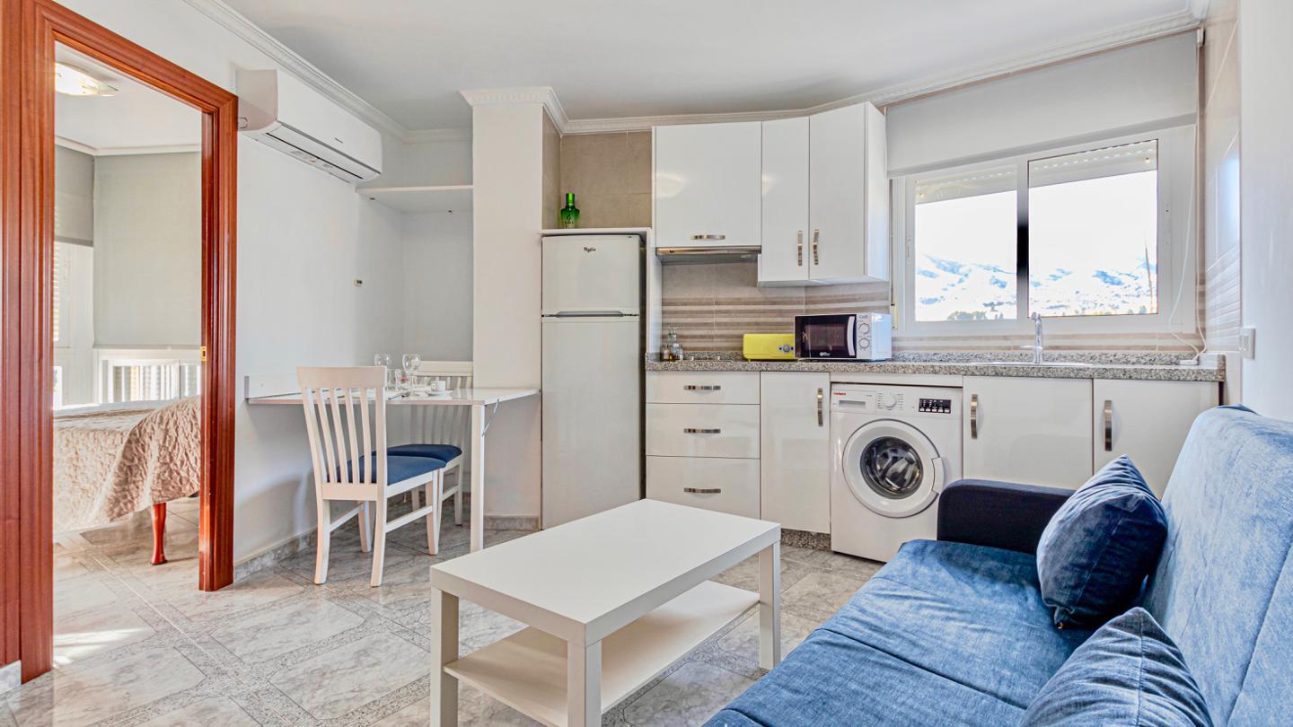 Flat for Rent in Benalmádena