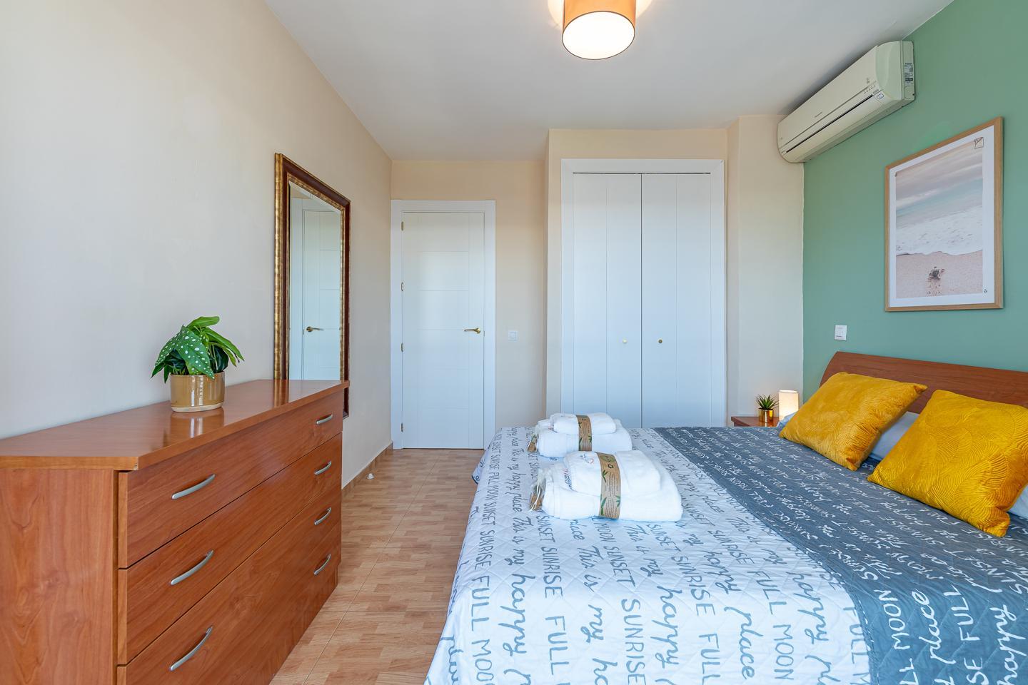 Flat for Rent in Benalmádena